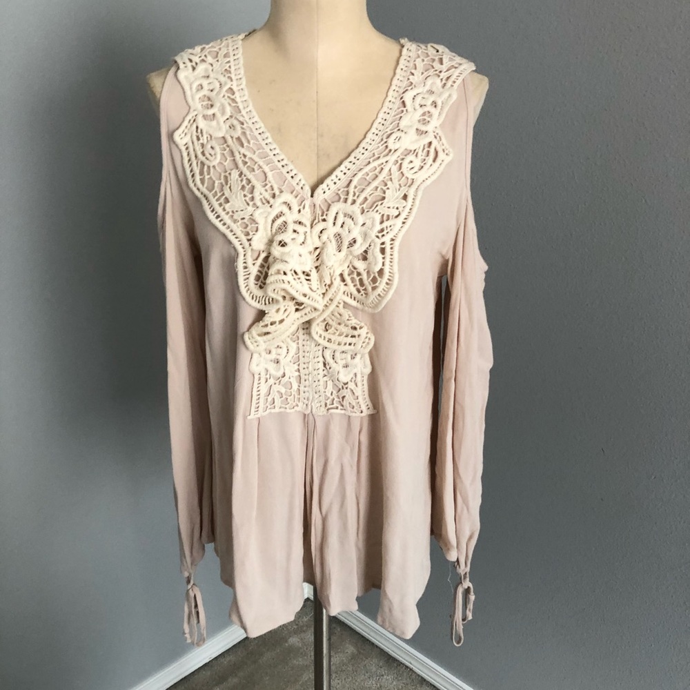 LUMIE NUDE BLOUSE - Picture 1 of 7